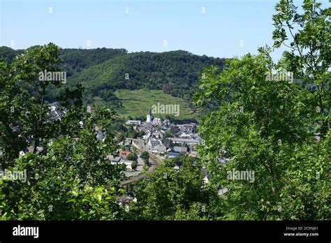 Dorf Brodenbach An Der Mosel Luftaufnahme Stockfotografie Alamy