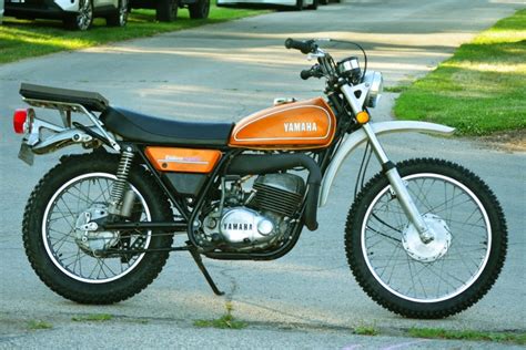 YAMAHA DT250
