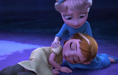 Spoiler It Does Not End Well As Elsa Accidentally Hits Anna With Some