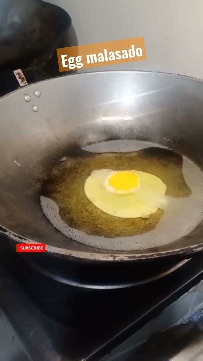 Fried Egg Malasado Set To Low Heat To Not Over Cookfriedeggeggfried Youtube