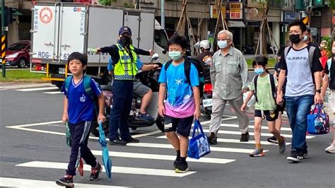 推動人本交通 高市邀「行人路權遊行」發起人提建言 太報 Line Today