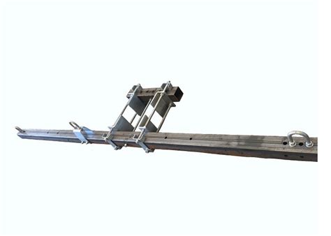 Octagon Utility Pole Cross Arms KV KV Hot Dip Galvanization Surface Treatment