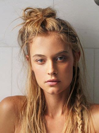 Ocean Friendly Hairstyles To Try For Beach Outing Half Bun