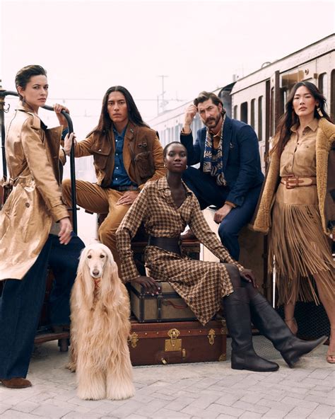 Banana Republic Campaign Fall Winter 2022