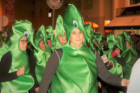 Vedrografias Carnaval De Torres Desfile De Grupos S Bado