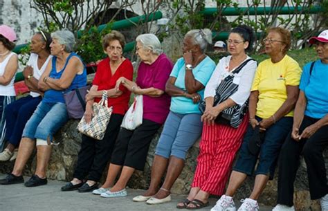 Expectativa de vida do brasileiro ao nascer é de 75 5 anos diz IBGE