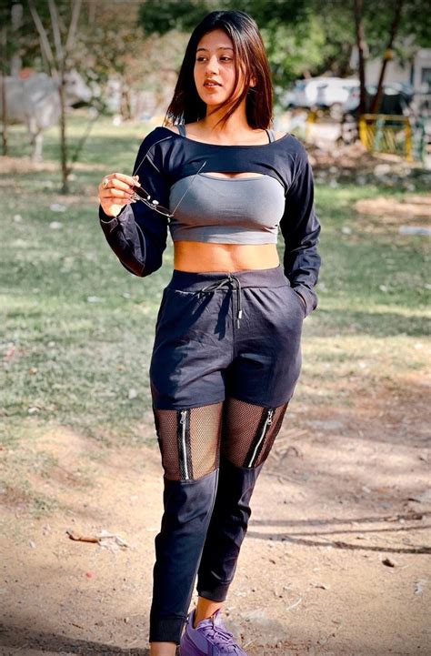 Anjali Arora Hot Pics Photos Beautiful Wallpaper HD Images