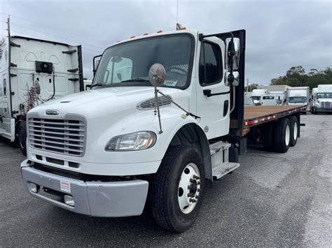 2018 Freightliner M2 106 For Sale Flatbed 769387