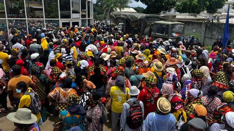 Une Journ E De Manifestation Tendue Mamoudzou Contre L Ins Curit Et