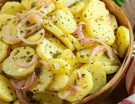 Receta De Ensalada Fr A De Papas Con Cebolla