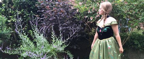 What It S Like Being A Disney Princess POPSUGAR Love Sex