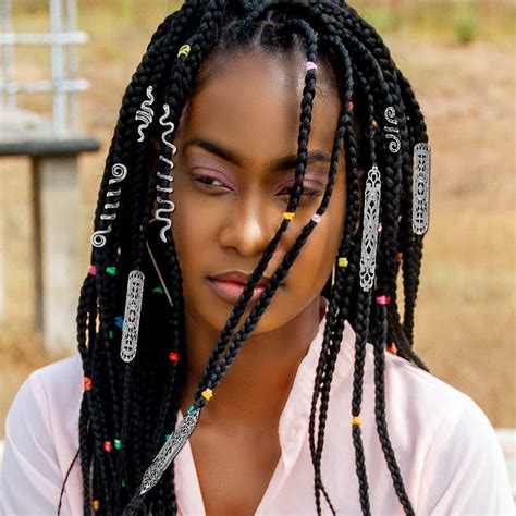 Colorful beads will be added to new short dread styles 1