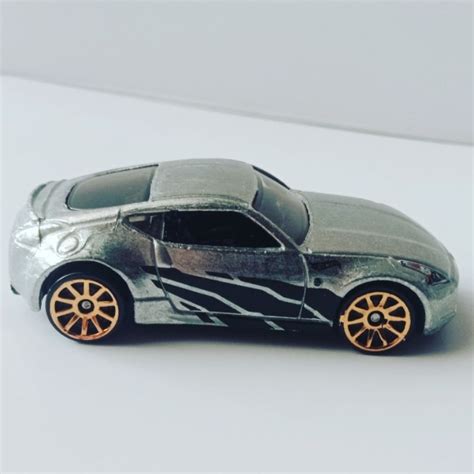 HOT WHEELS NISSAN 風火輪日產 z Zamac 鬆動 蝦皮購物