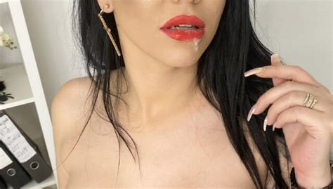 My First VR Porn Alexa Sky VR Porn Video VRPorn