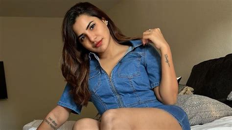 Ashu Reddy Hot Pics ఇపపడ న సజల మక బగ తలసతయ అట చపచసన ఆషరడడ ashu reddy