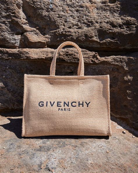 Luxury Bags Collection for Women | Givenchy