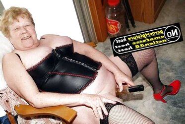 Lois Granny Cockslut ZB Porn