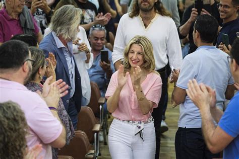 Yolanda Díaz lanza su candidatura en un macroacto arropada por una