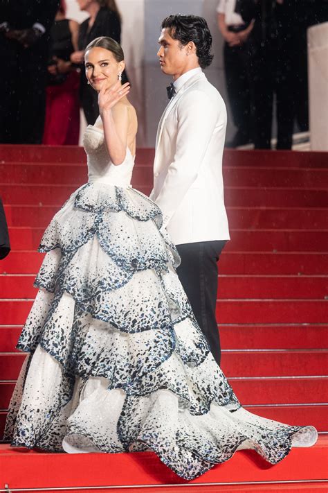 Natalie Portman Deslumbra En La Alfombra Roja De Cannes Con La