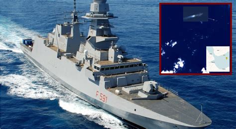 La Nave Da Guerra Italiana Fasan Nel Mar Rosso La Missione Nel Golfo