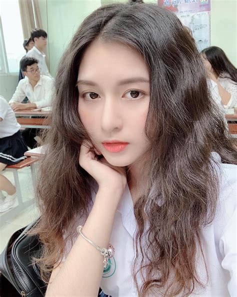 Hot girl mắt to sinh năm 1999 ngày ấy giờ ra sao