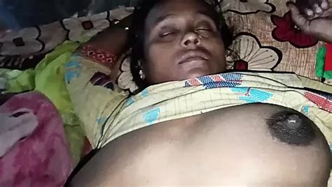 Latina Ebenholz Spielt Und Lutscht Ihre Riesigen Nippel Xhamster