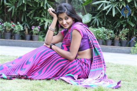 Akshaya Hot Photos Photo 75 Of 143