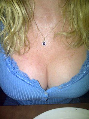 Bursting MILF Porn Pic