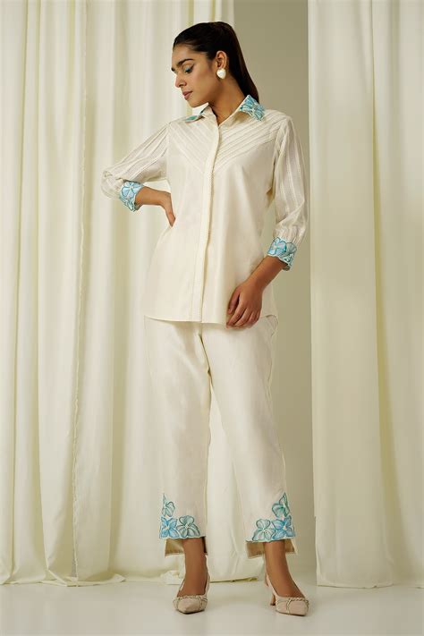 Buy Ivory Chanderi Embroidered Thread Front Buttoned Shirt And Pant Set