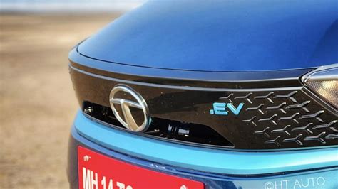 Uttar Pradesh Aims To Be First State To Deploy Only Evs For Govt