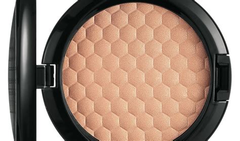 The Beauty Of Life Gorgeous Product Alert M A C Naked Honey High Light Powder In Honey Light