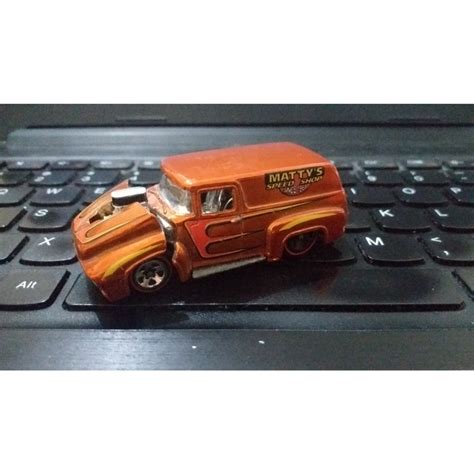 Jual HOT WHEELS LOOSE CLASSIC FORD F 100 1956 FORD DELIVERY GOLD MATTY