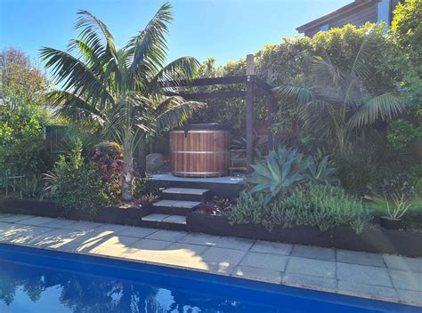 Site Assembly Cedar Hot Tubs