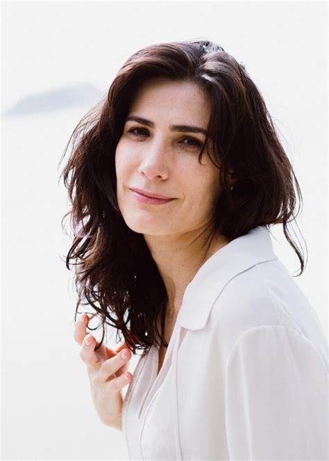 10 Hot Sexy Virginia Cavendish Bikini Pics