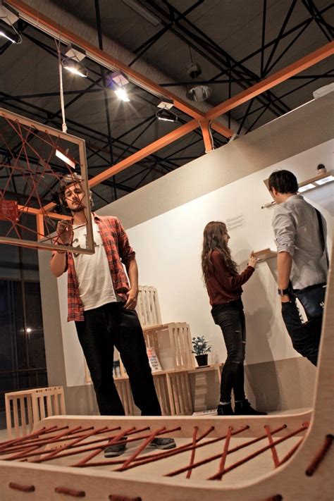 El mejor diseño joven LaSelva Studio se lleva el premio gordo en nude 2014 con su perchero Loop