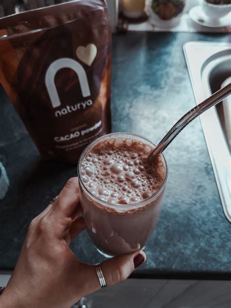 Simple Cacao Chocolate Milkshake Recipe - Nourish and Move