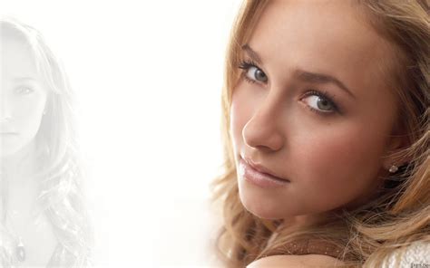 Hayden Panettiere Blonde Platinum Blonde Eyes Blue Eyes Lips HD Wallpapers Desktop And