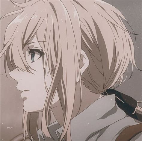 Anna adlı kullanıcının Violet Evergarden panosundaki Pin