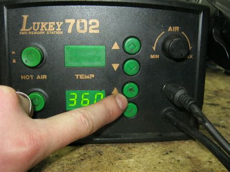 Паяльная станция Lukey 702 - Описание станции, применение, где купить