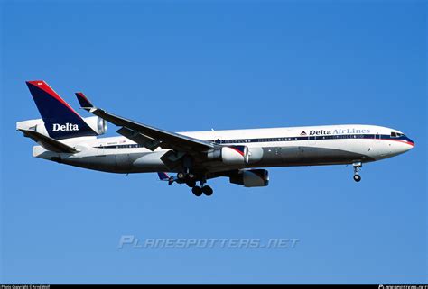 N804DE Delta Air Lines McDonnell Douglas MD 11 Photo By Arnd Wolf ID