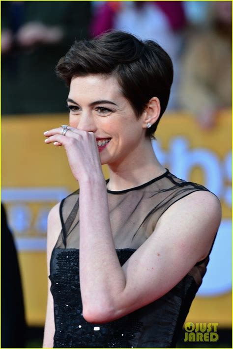 21 Celebrities Who Prove Glasses Make Women Look Super Hot Artofit