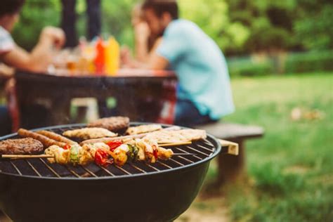 Nos conseils pour réussir sa soirée barbecue entre amis Socopa