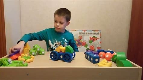 машинка из магнитного конструктора - YouTube