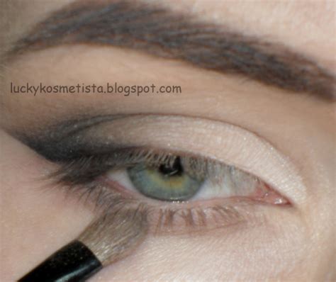 Lucky Kosmetista Romantic Make Up With Naked Basics Palette
