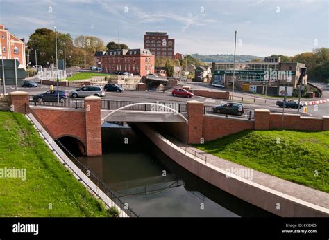 Cotswolds Canal Trust Hi Res Stock Photography And Images Alamy