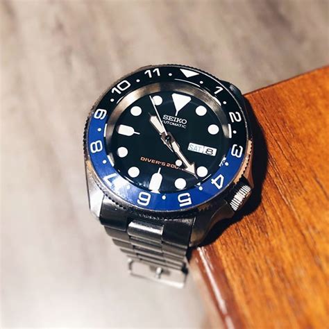 Happy Thursday Mods Double Domed Sapphire Crystal Skx Batman Dual