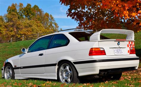 Rare And Expensive Bmw M3 E36 Lightweight R Bmw