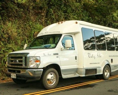 Valley Isle Excursions Tour Van on Road to Hana Maui Tours, Highway Map ...