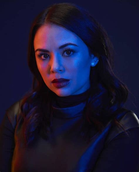 Mona Vanderwaal #plltheperfectionists | Garotas fofas, Atrizes, Pll