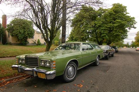 Old Parked Cars 1975 Ford Ltd Station Wagon